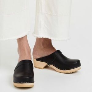 [Swedish Hasbeens] Black Women's Swedish Husband Clogs